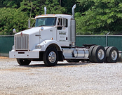Greenleaf Trucking LLC logo
